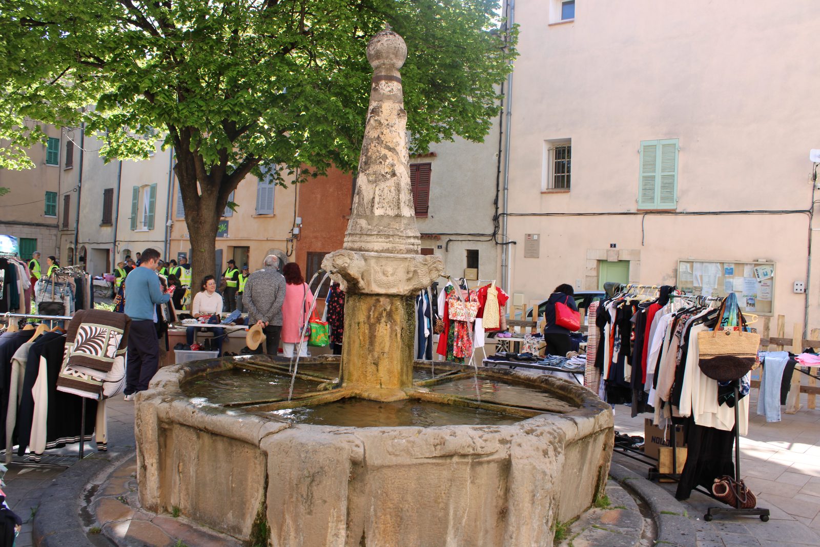 Besse-sur-Issole : un village provençal à découvrir, à vivre, à aimer